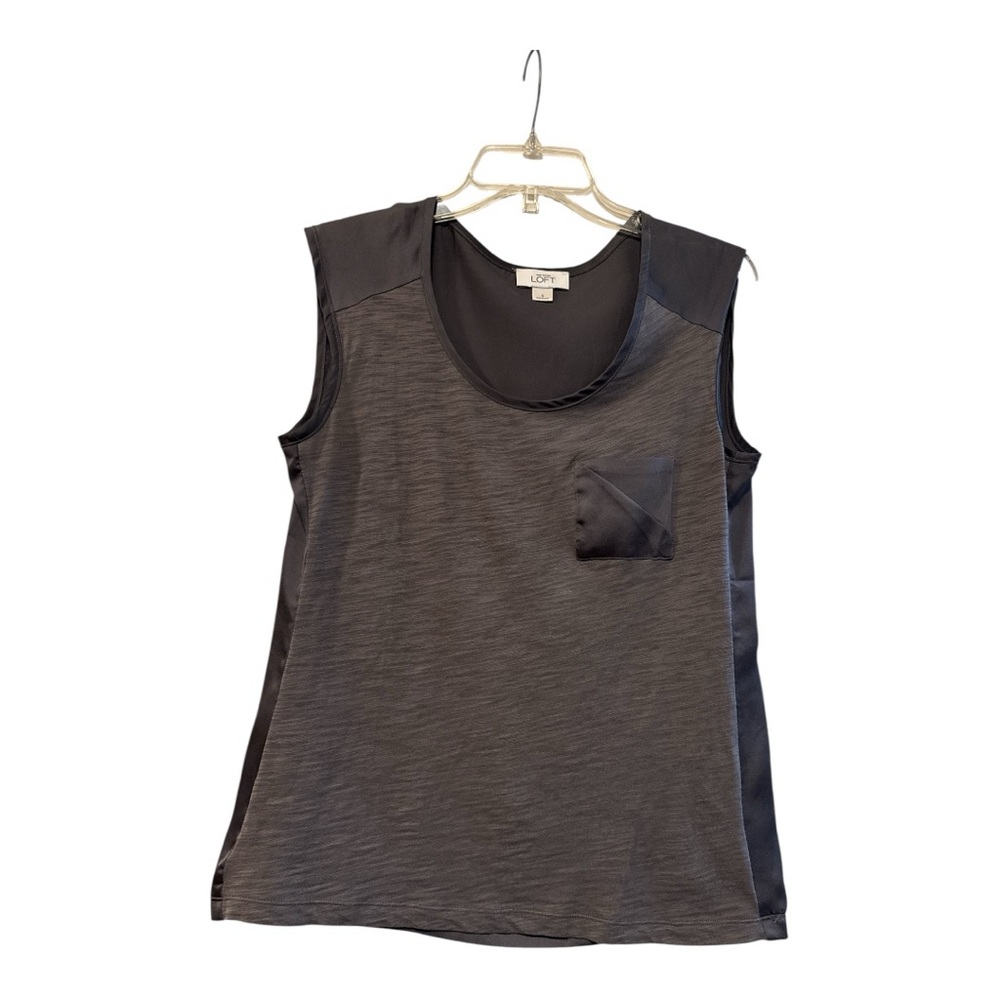LOFT Women’s Charcoal Sleeveless Blouse in size S